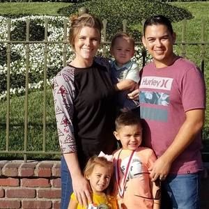 Meet your Posher, Lauren